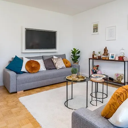 Eg M Schoene 70m2 Grosse 2-zimmer Naehe Salzburg Apartment Freilassing