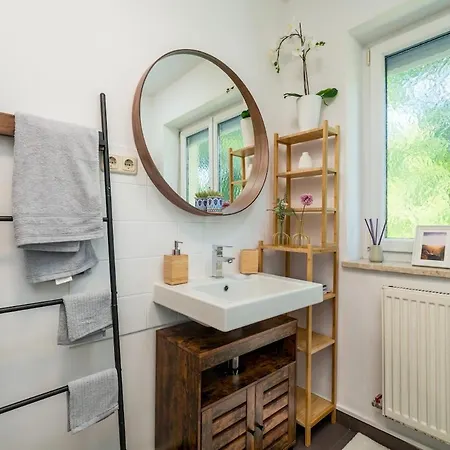 Eg M Schoene 70m2 Grosse 2-zimmer Naehe Salzburg